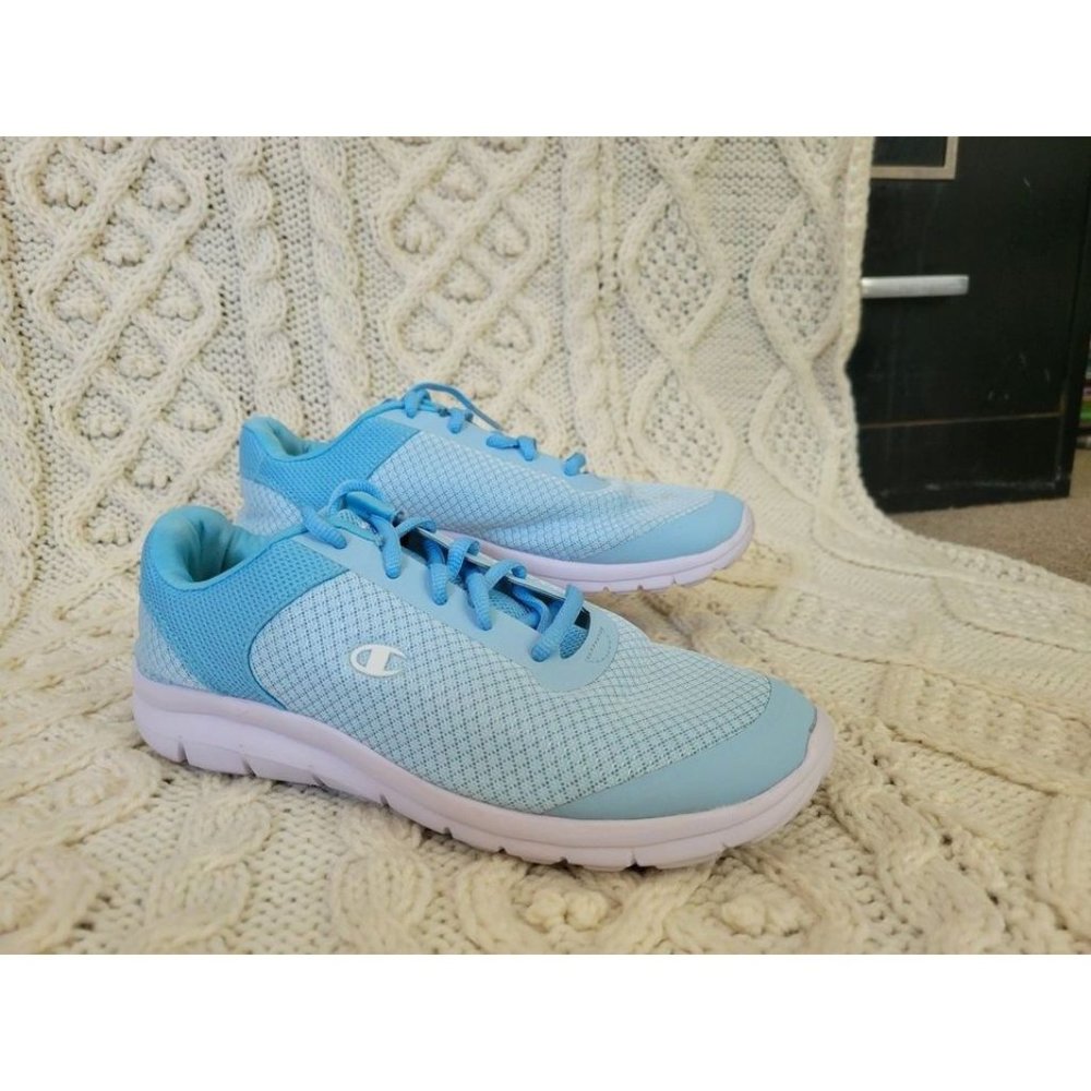 8 Wide Champion Light Blue Sneakers